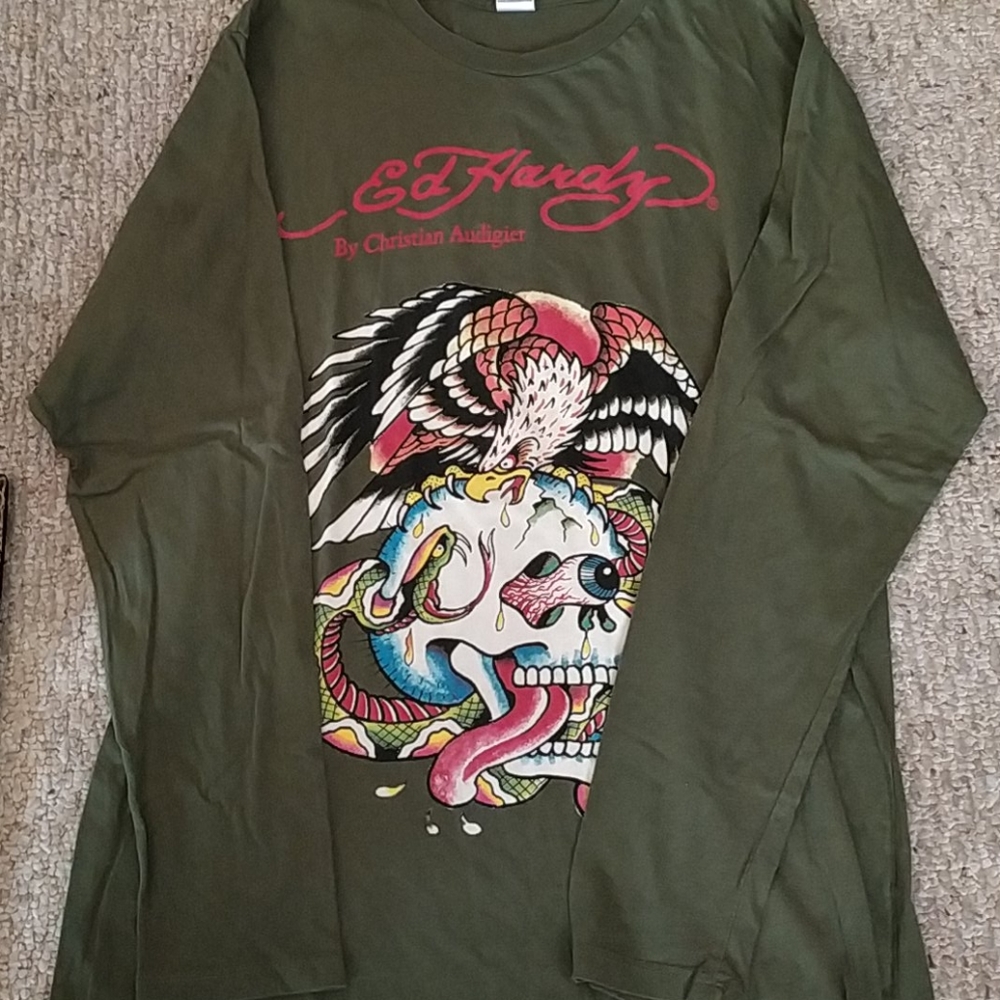 Women's Medium Ed Hardy Longsleeve